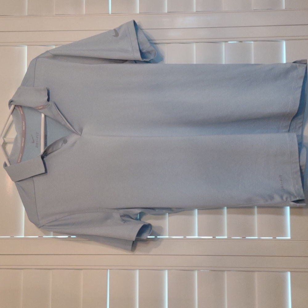 Men's small Nike golf polo